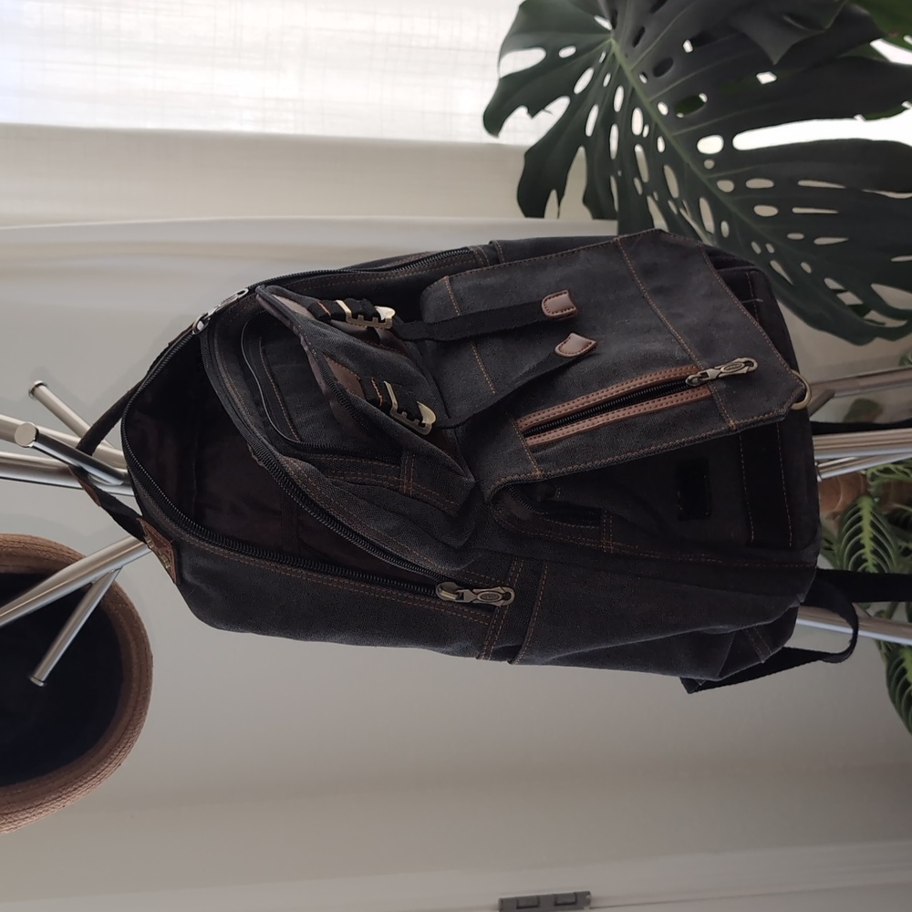 Canvas Backpack - Picture 5 of 6